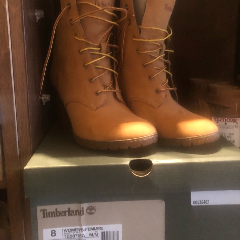Ladies Timberland Boots with heel.